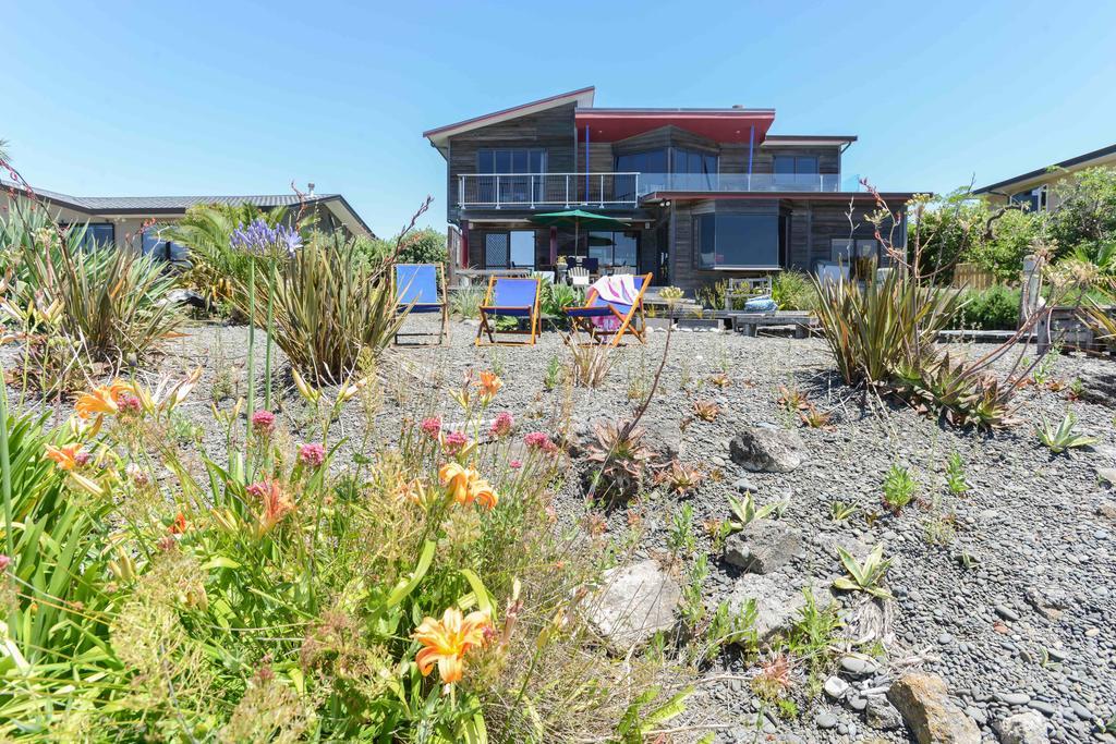 Absolute Beachfront B&B Napier Bagian luar foto
