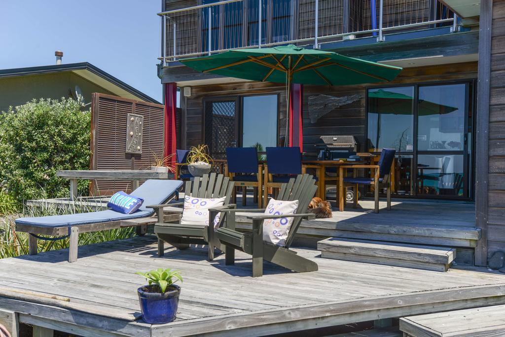Absolute Beachfront B&B Napier Bagian luar foto