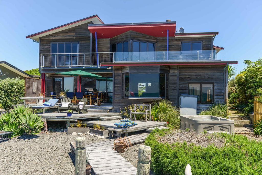 Absolute Beachfront B&B Napier Bagian luar foto